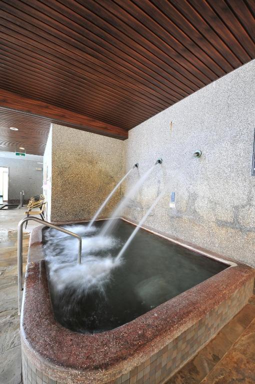 Chat Hot Spring Resort Keelung Exterior photo